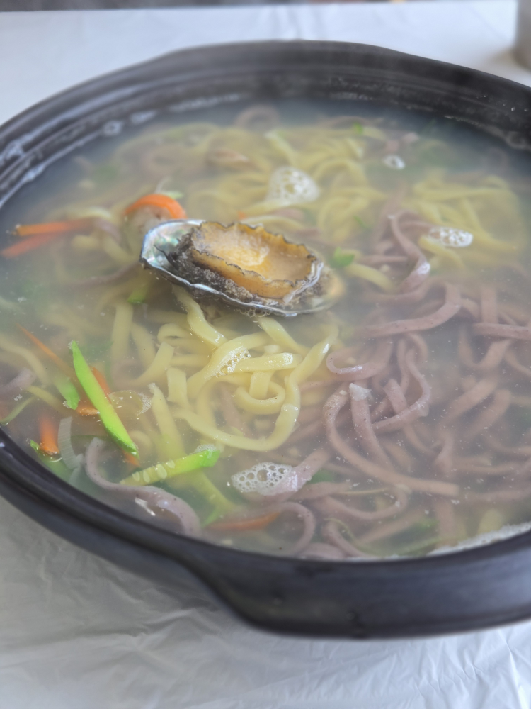 Jinbeonkalguksu 6