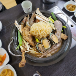 Jeonghwagadeun (정화가든) 1