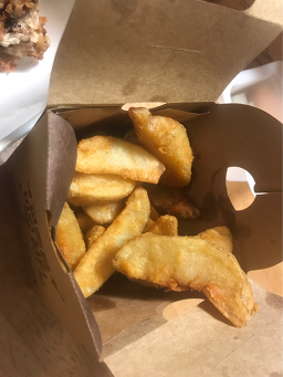 교촌치킨 영통1호점 사진 7