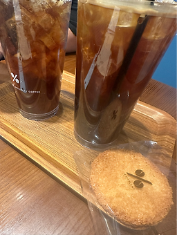텐퍼센트커피 포항죽도점