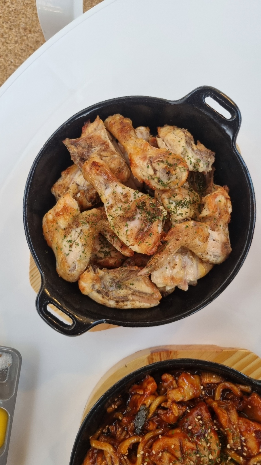 숯양두마리치킨 제주함덕점 사진 6