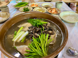 Seungwonneungibaeksuk (승원능이백숙) 3