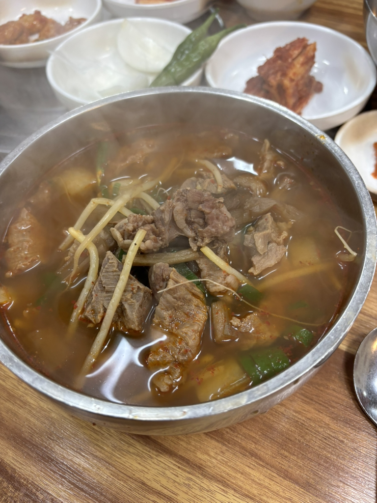 Inseonghanusikyuk (인성한우식육) 2