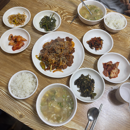 Todamjip (토담집) 1