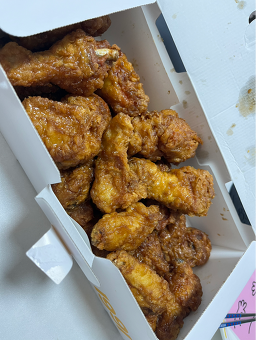 교촌치킨 영등포역점 사진 7