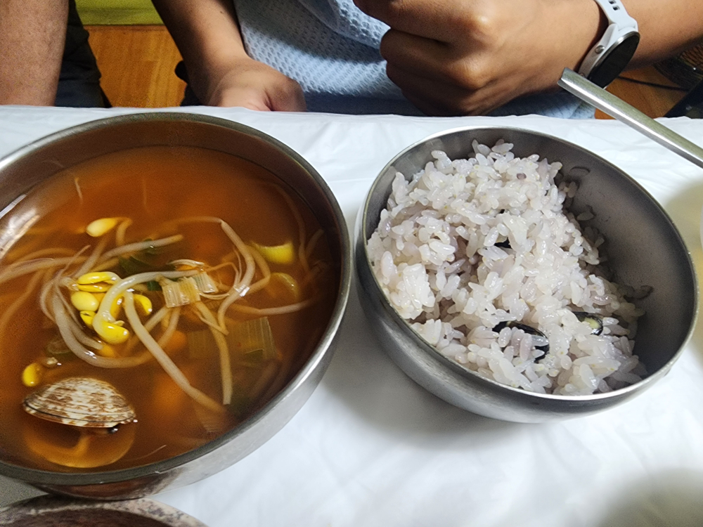 Myeongmunhaemulkalguksu (명문해물칼국수) 3