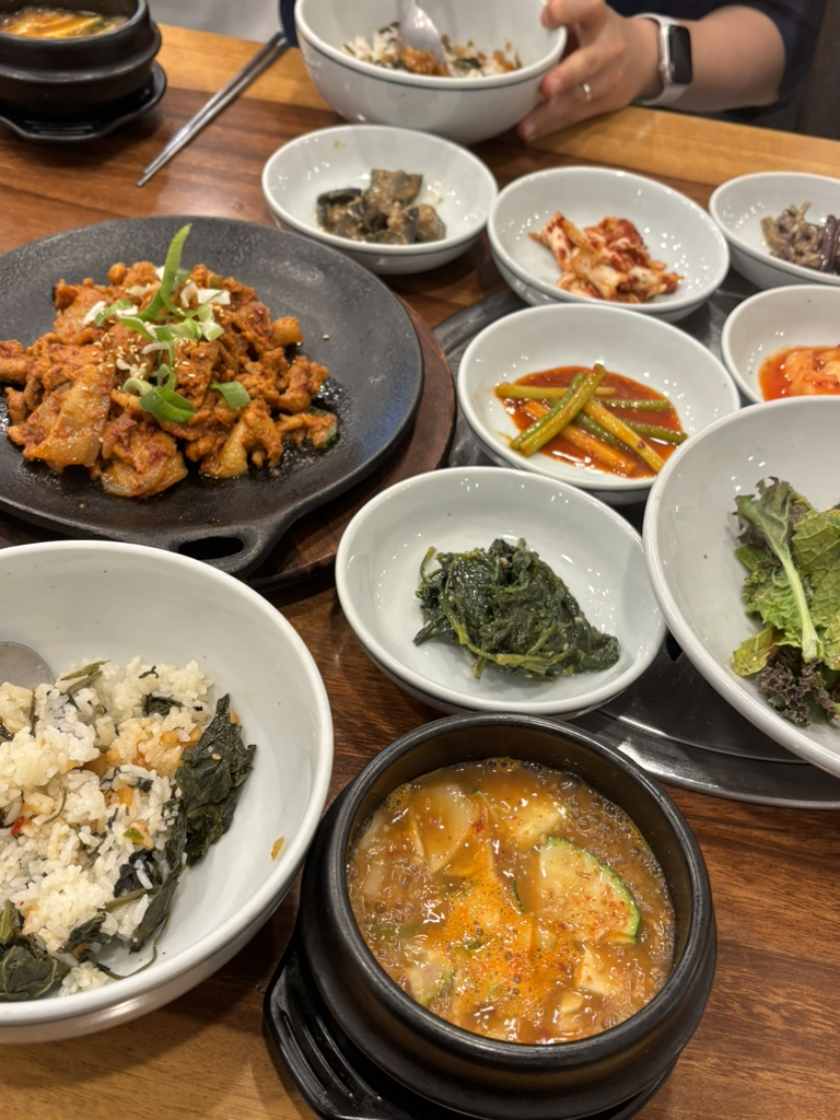 Gondeurebap&gogitjip (곤드레밥&고깃집) 2