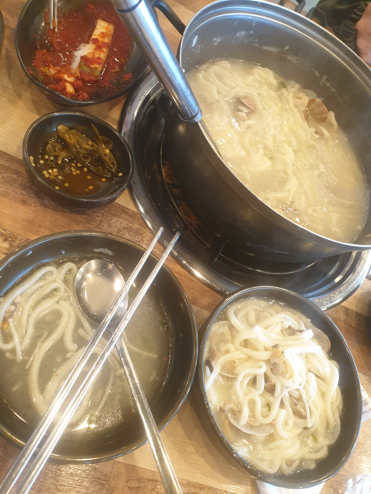 Andongjeongolkalguksu (안동전골칼국수) 2