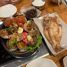 돌집식당 사진 3