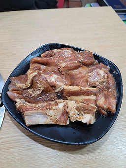 Seolaksutbulgalbi (설악숯불갈비) 1