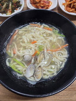 골목바지락칼국수 사진 2