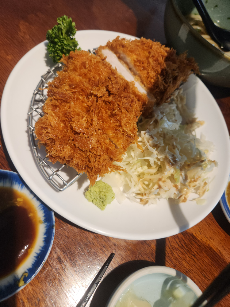 Munjiwonuiyeoljeongseusi (문지원의열정스시) 2