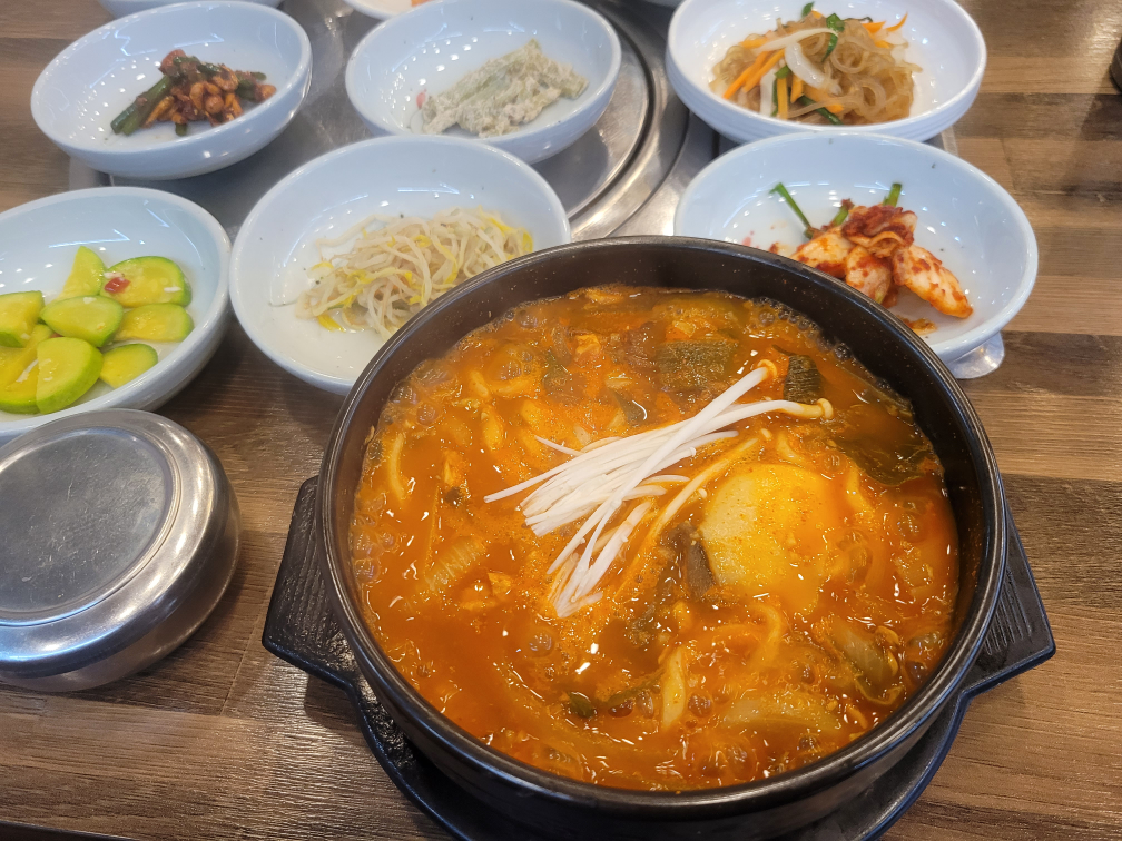 영천돌메기매운탕 3