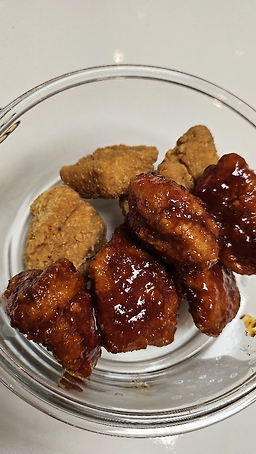 BHC치킨 응봉점 사진 3