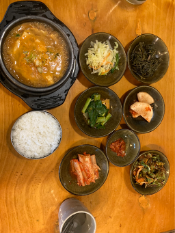 Choeganesondubu (최가네손두부) 2