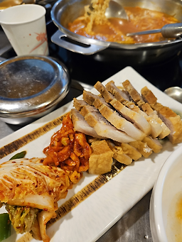 Bujaajimae (부자아지매) 2