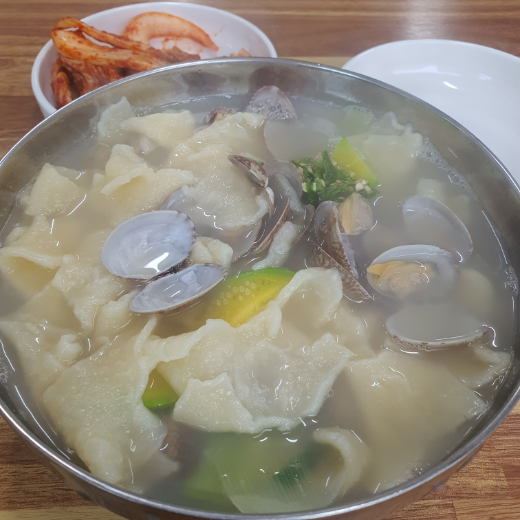 바지락손칼국수 사진 3