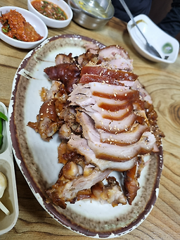 성수왕족발 3