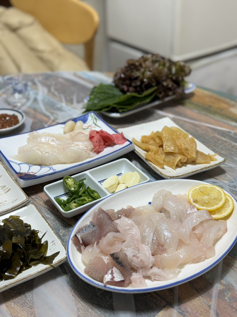 Haengboksikdang (행복식당) 1