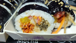 Myeongpumdalin gimbap 4