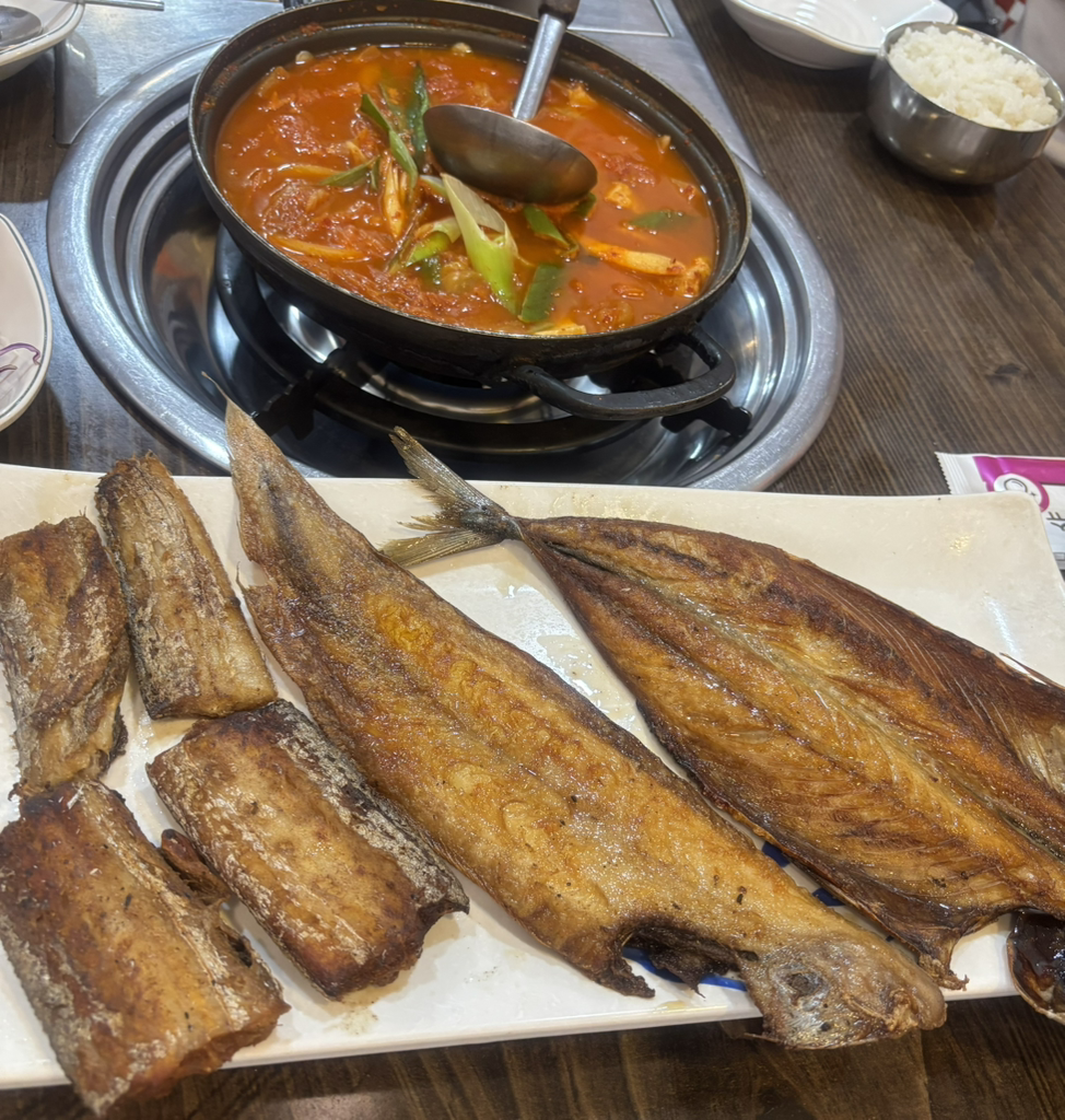Suyujamaesikdang (수유자매식당) 2