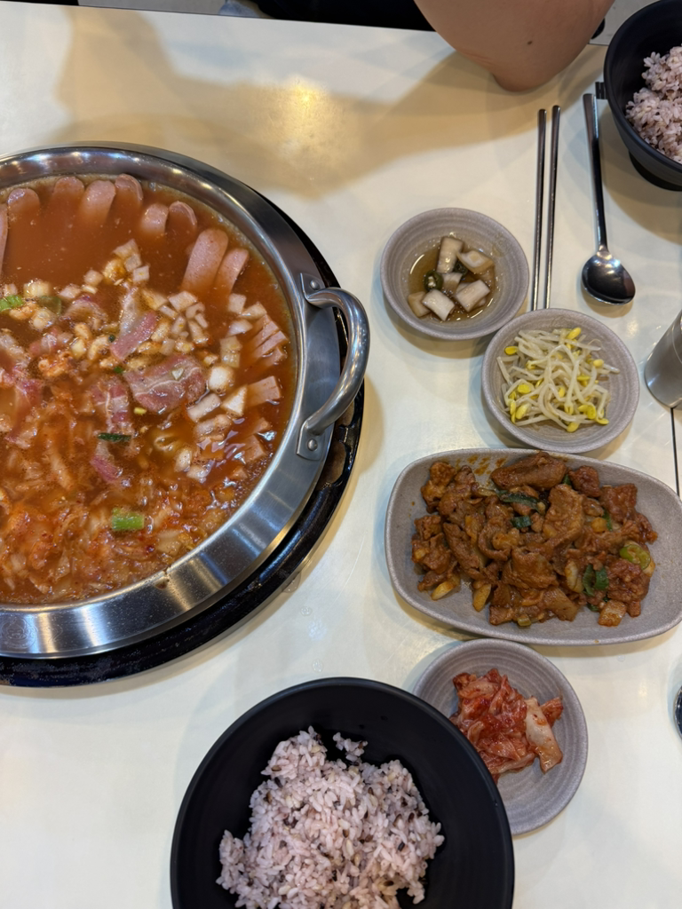 킹콩부대찌개 1
