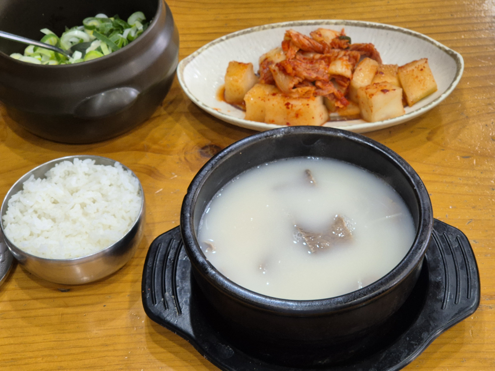 Gamasotdoganitangjangsuok (가마솥도가니탕장수옥) 3