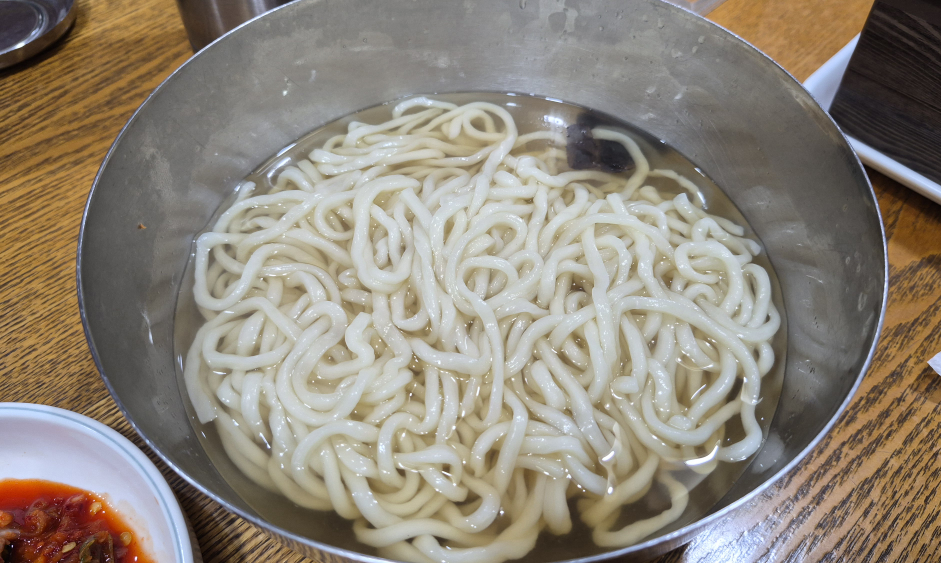 Myeongdongkalguksu (명동칼국수) 1