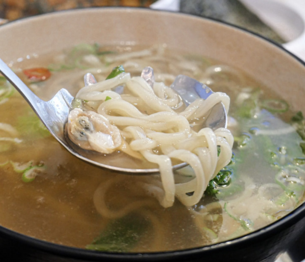강남물총칼국수 대표 사진