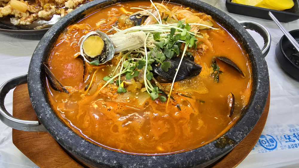 Jjamppongimatitneunjip (짬뽕이맛있는집) 1