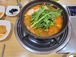 Badayangpunidongtaetang (바다양푼이동태탕) 3