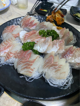 Yeosukkamnolmacha (여수깜놀마차) 2