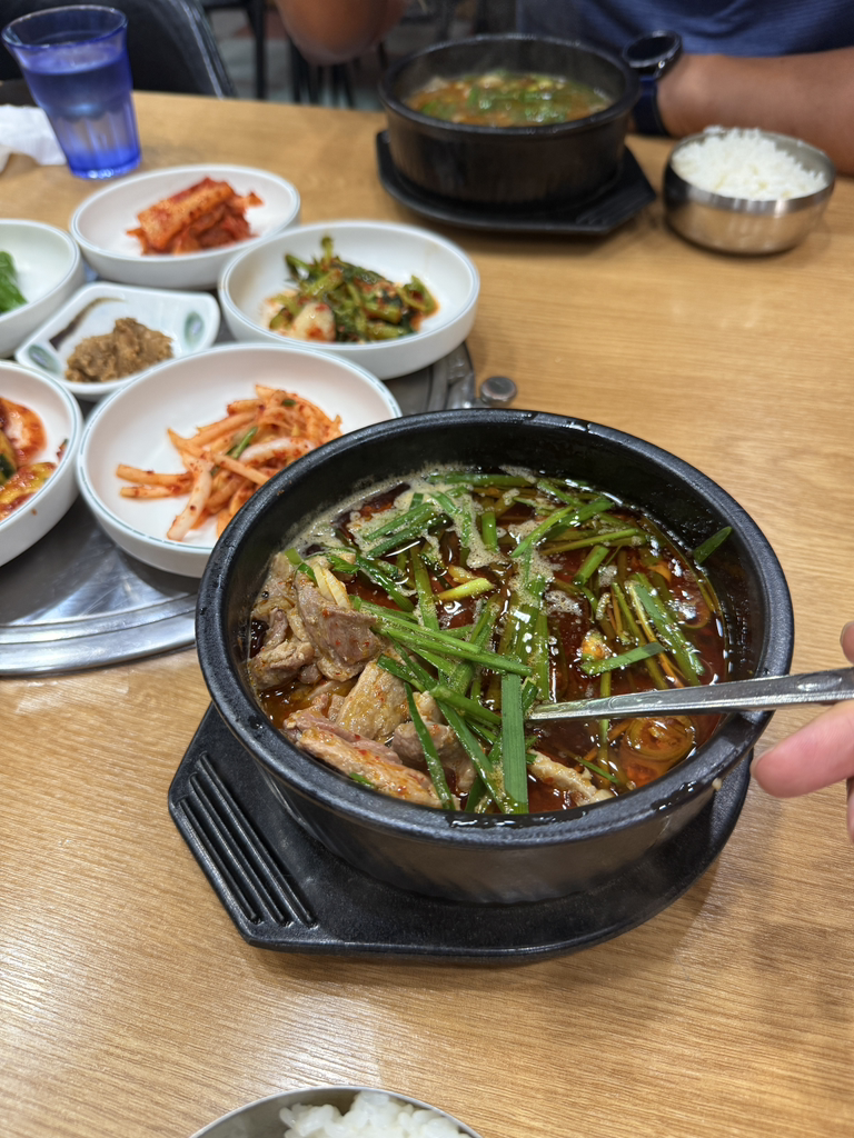 Nakdonggangorial (낙동강오리알) 1