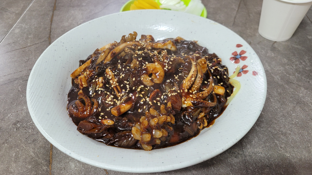 Dokdobanjeom (독도반점) 2