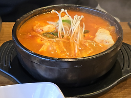 Yuni (윤이) 3