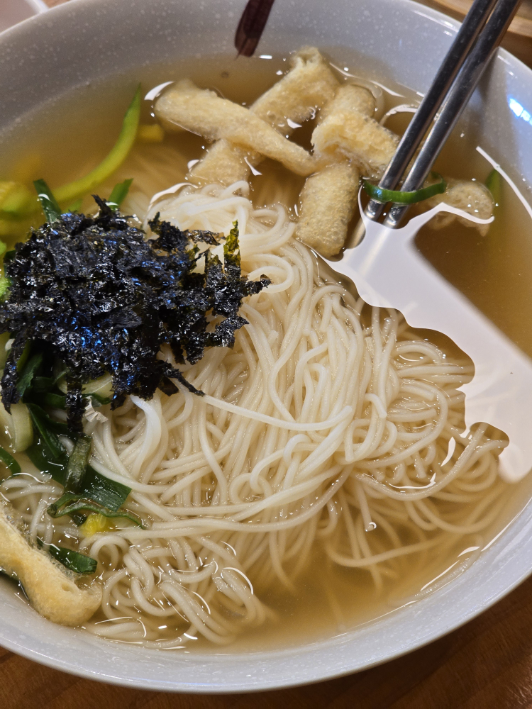 인덕원비빔국수 화성동탄점 사진 6