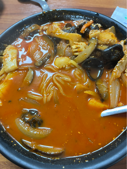 Jjamppongjusikhoesa (짬뽕주식회사) 3