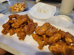 Jangmonimchikinhakdongjeom (장모님치킨학동점) 3