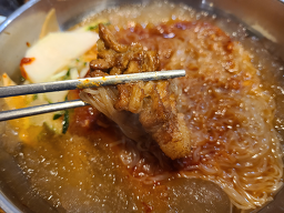 Eonyangbonggyesutbulgalbi (언양봉계숯불갈비) 3
