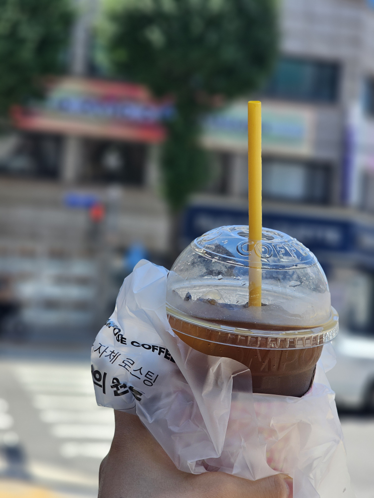 Keompojeukeopi changdong (컴포즈커피 창동) 1