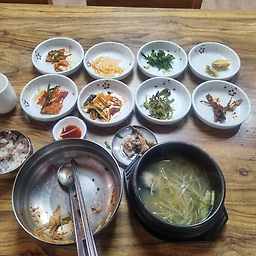 Bongabeolnamubokjip,wondeoreoseuteu (본가벌나무복집,원더러스트) 3