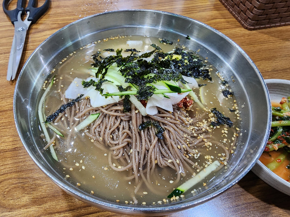 Myeongmunmakguksu (명문막국수) 3