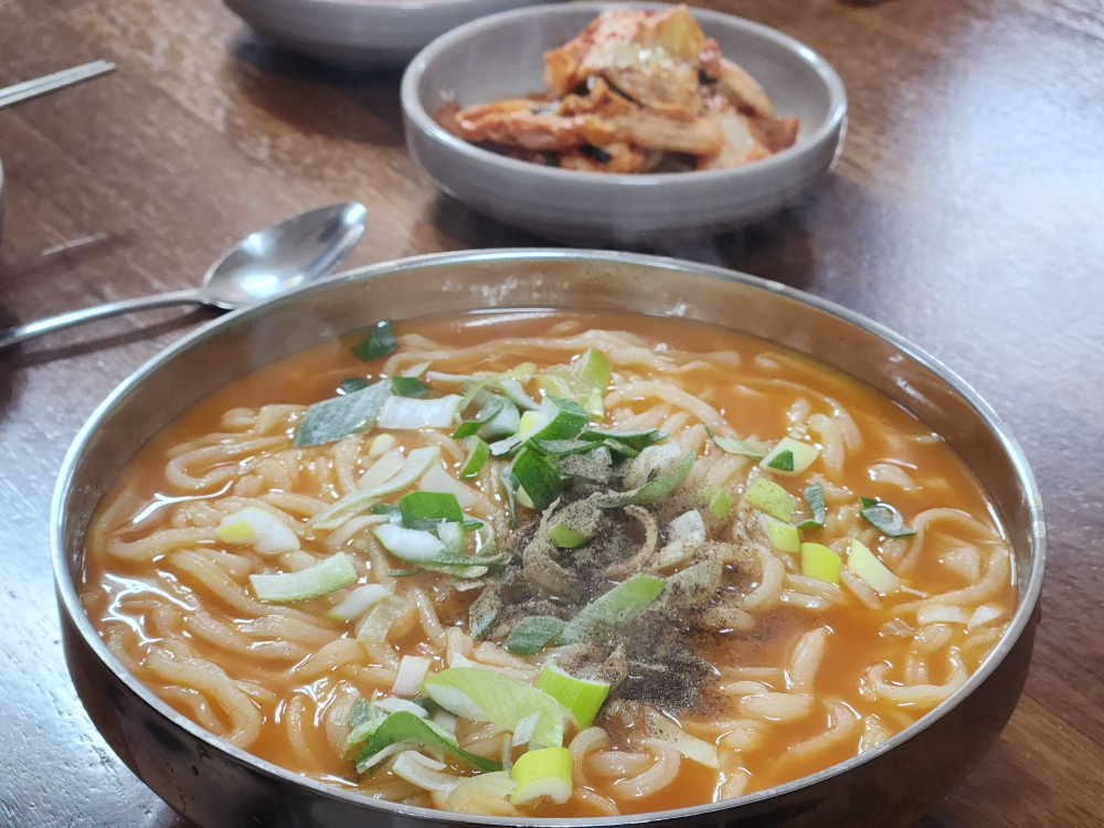 Jangteogukbap (장터국밥) 1