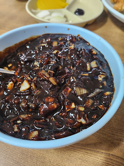 홍운반점 6