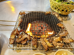 Wolryusikdang (월류식당) 1