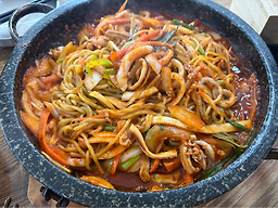 Gimswepeudoljjajang (김쉐프돌짜장) 3