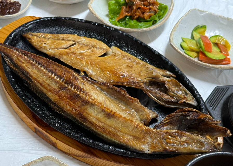 Gamcheongol (감천골) 1