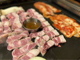 돼지굽는정원 대표 사진