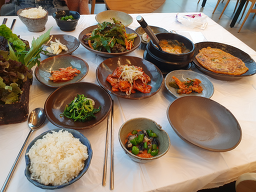 Naetteurine (내뜨리네) 2