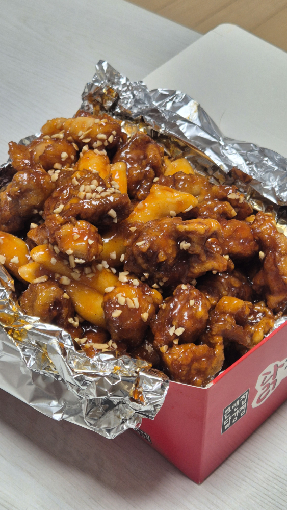 큰집닭강정 권선점 대표 사진